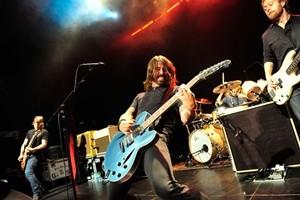 Foo Fighters выпустили новые треки ко Дню Музыкального Магазина
