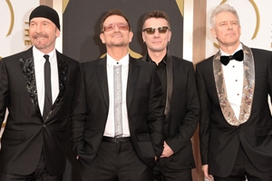 U2 выпустили клип на песню Song For Someone, в котором снялся Вуди Харрельсон