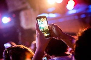 Промоутеры утверждают, что мобильные приложения знакомств мешают развитию концертной деятельности