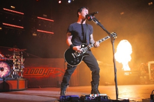 Godsmack подарили поклонникам новую песню
