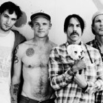 Red Hot Chili Peppers дадут благотворительный концерт для желающих заняться музыкой