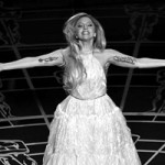 Леди Гага получила второй «бриллиантовый» сертификат за популярность своего сингла