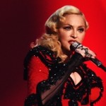 Мадонна обматерила и отругала поклонников на концерте в Манчестере