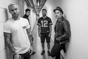 Fall Out Boy вместе с Мисси Эллиотт записали заглавную тему к новому фильму «Охотники за Привидениями»
