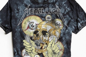 Metallica выпустили коллекцию одежды совместно с Urban Outfitters