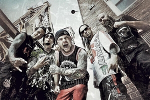 Five Finger Death Punch подали в суд на свой лейбл Prospect Park