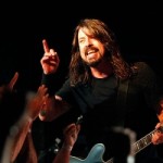 Foo Fighters исполнили новую песню The Sky Is A Neighborhood на благотворительном концерте