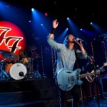Foo Fighters спели песню Everlong с отключенным электричеством