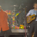 Лиам Галлахер и Coldplay исполнили песню Live Forever группы Oasis на благотворительном концерте в Манчестере