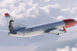 Самолеты авиакомпании Norwegian Airlines украсит портрет Фредди Меркьюри