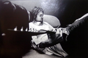 Дочка Курта Кобейна опубликовала ранее неизданные фотографии покойного музыканта