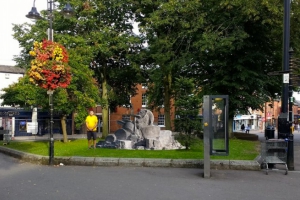 В Великобритании установили памятник Джону Бонэму